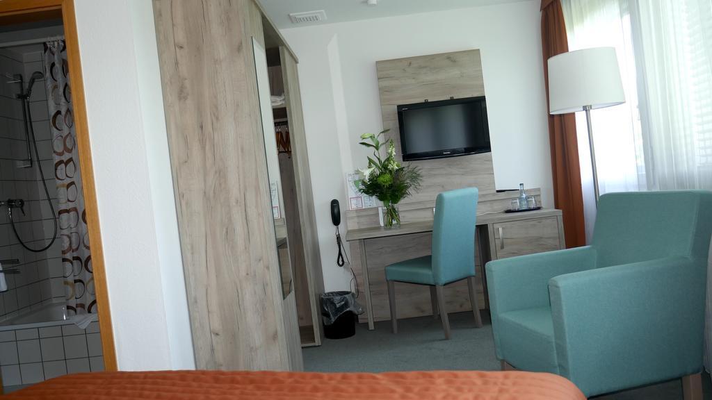 Komfort Hotel Лудвигсбург Екстериор снимка