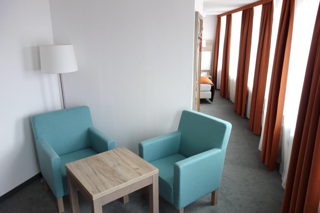 Komfort Hotel Лудвигсбург Екстериор снимка